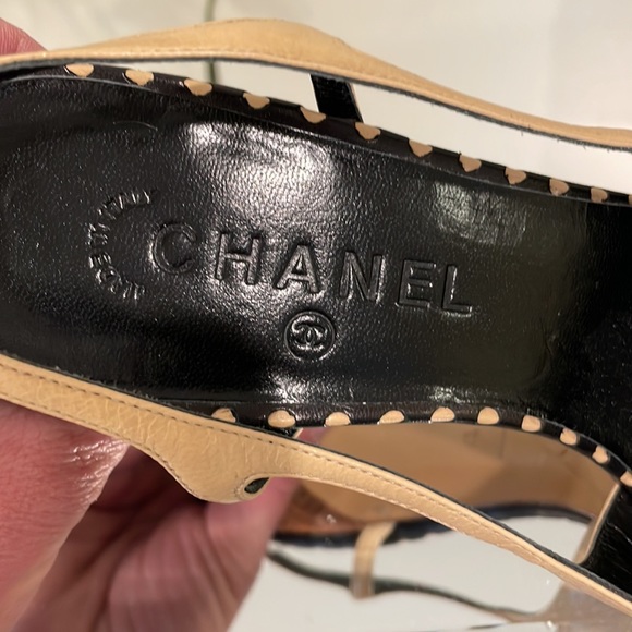 Chanel heals - Picture 6 of 12